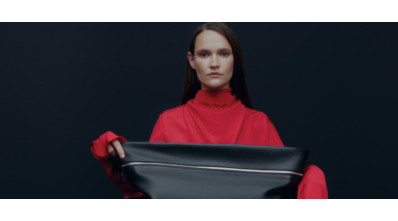 The first model of Zip Bag by LITKOVSKA The first model of Zip Bag by LITKOVSKA