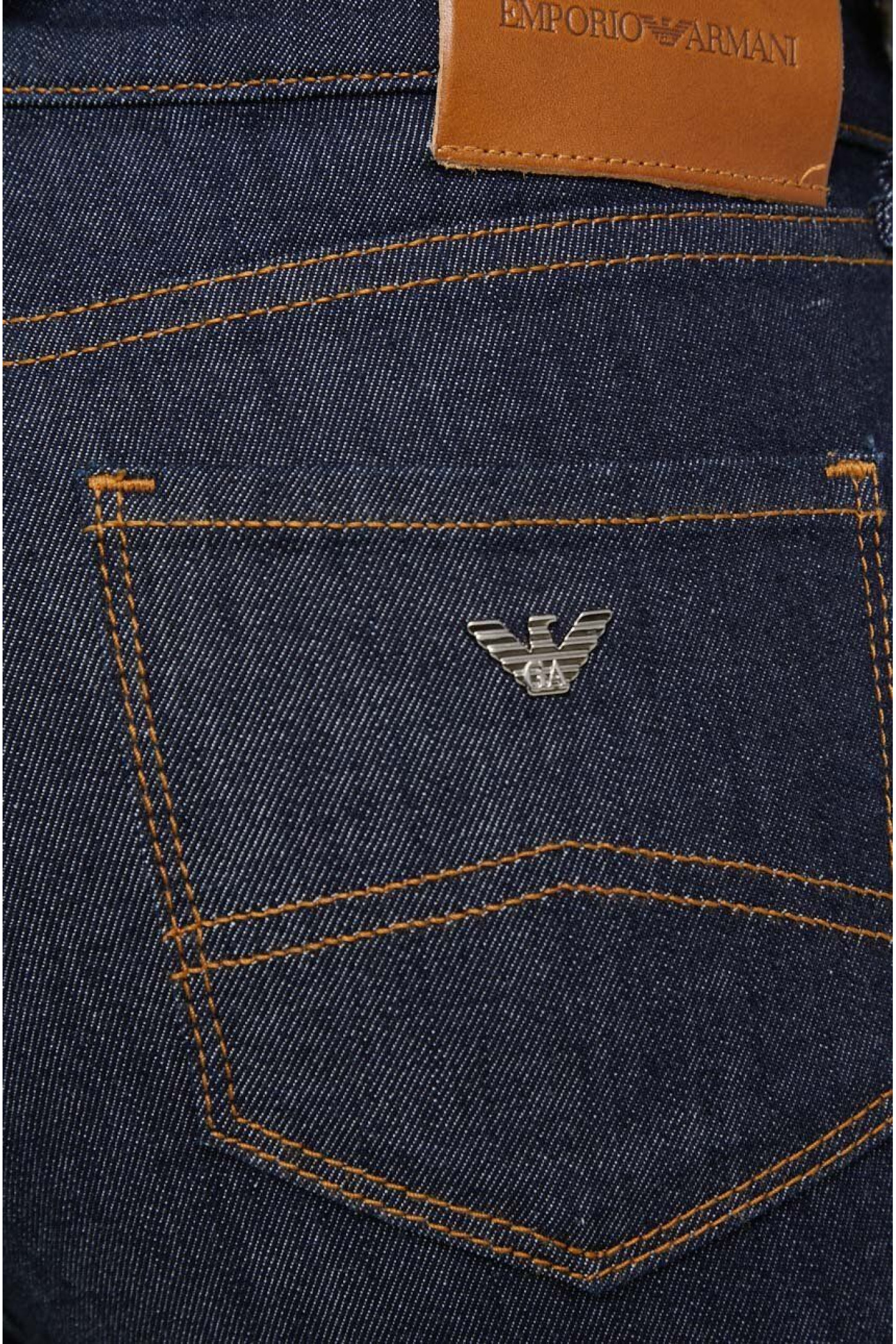 Emporio Armani jeans for women, medium fit