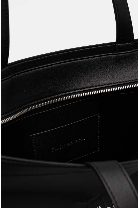 Сумочка Calvin Klein Jeans цвет черный